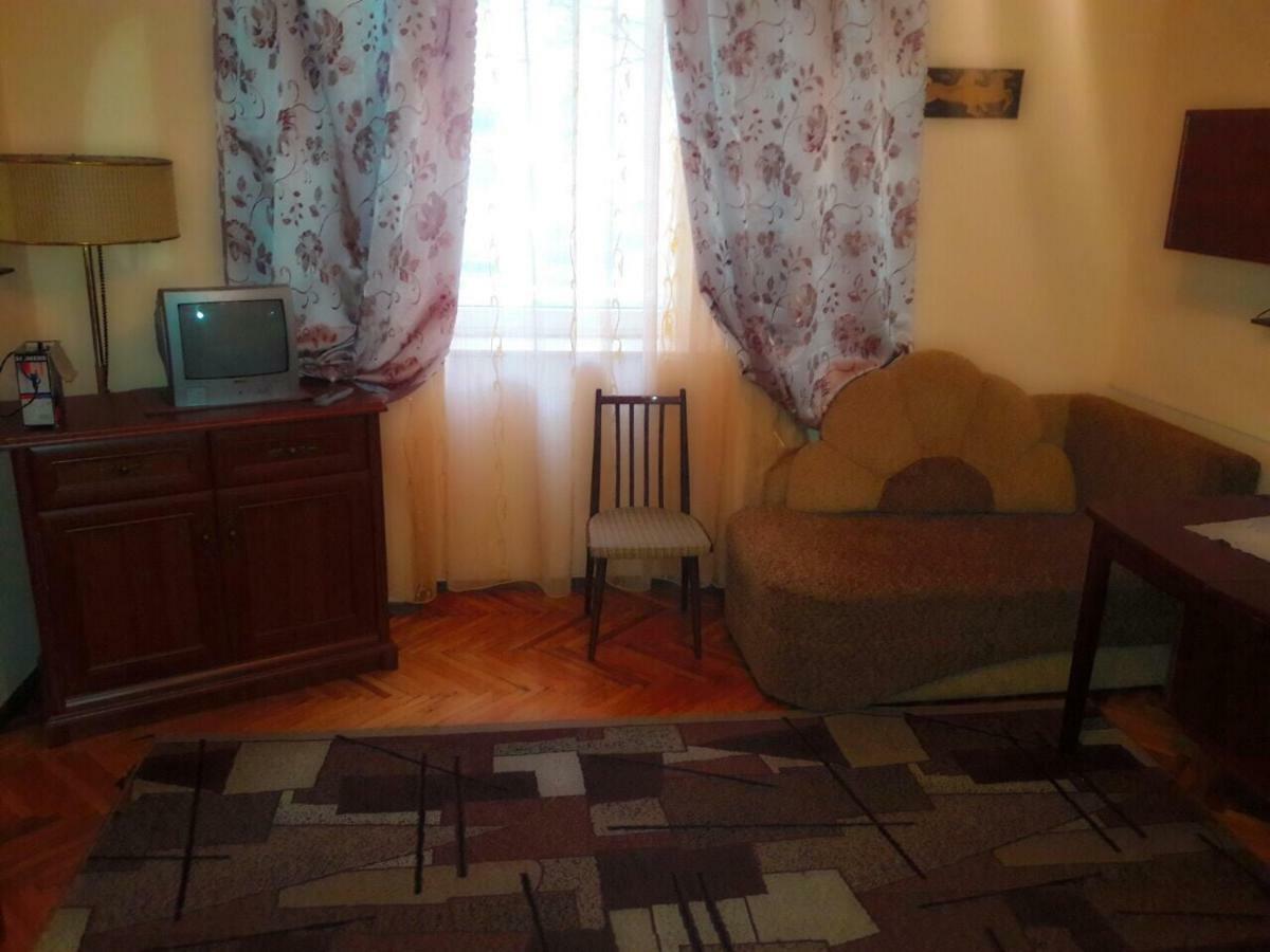 Квартира В Центрі Міста Lviv Kültér fotó